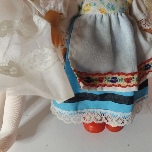 Set of 3 Vintage Dolls - Picture 4 of 8